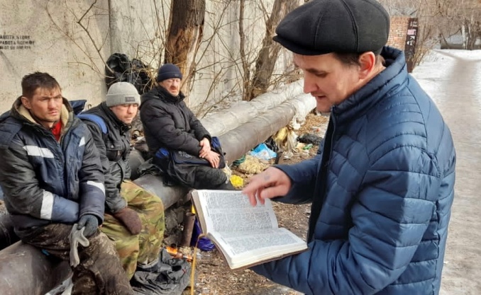 Yevgeny came to Christ through a rehab center. Now he ministers to homeless men and women and shares with them the Gospel message that changed his life.