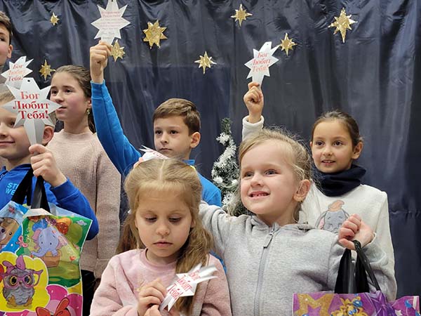 Reaching Displaced Ukrainian Children 1