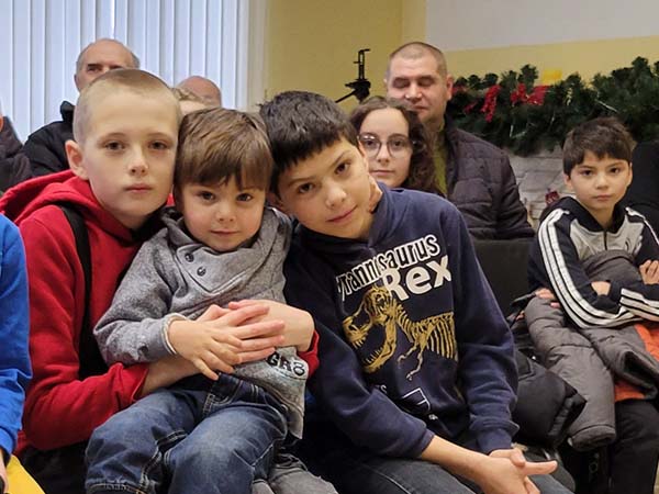 Reaching Displaced Ukrainian Children 3