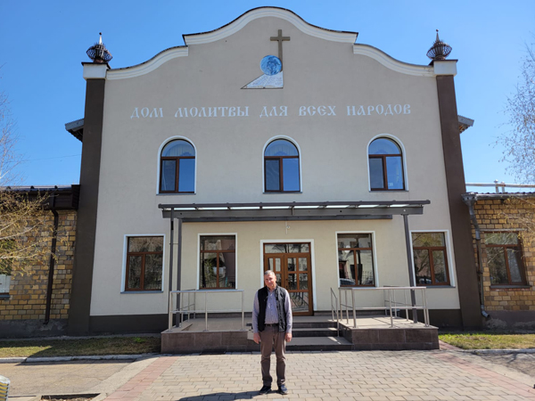 Abandoned Theaters Become Local Churches In Central Asia 2