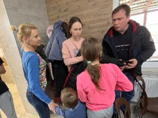 Moments Of Ministry To Ukrainian Refugees 6