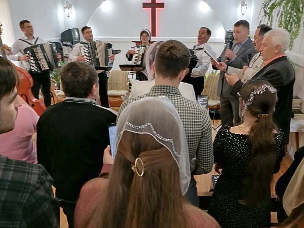Gods Church Provides Hope For The Local Community 1