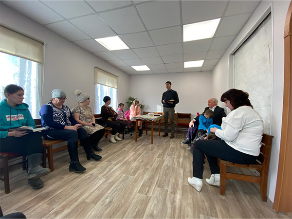 Missionary Aviation Takes The Gospel To The Far East 9
