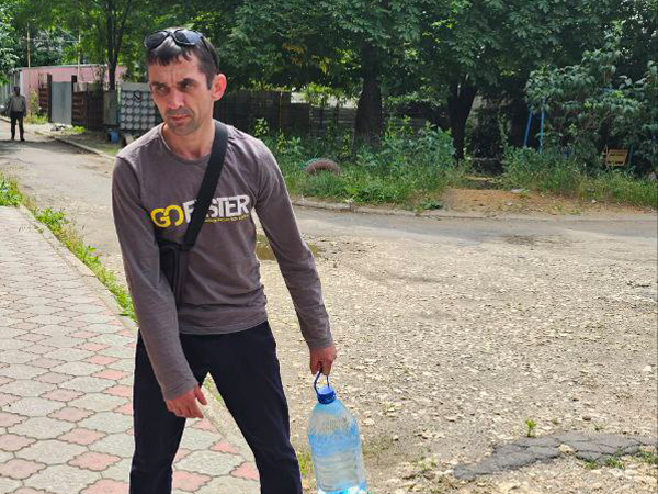 More Humanitarian Aid Arrives In Flood Damaged Region 3