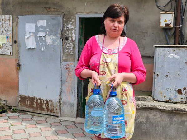 More Humanitarian Aid Arrives In Flood Damaged Region 6