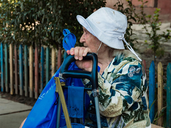 Bottled Water Word Of Hope Shared In Kherson 18