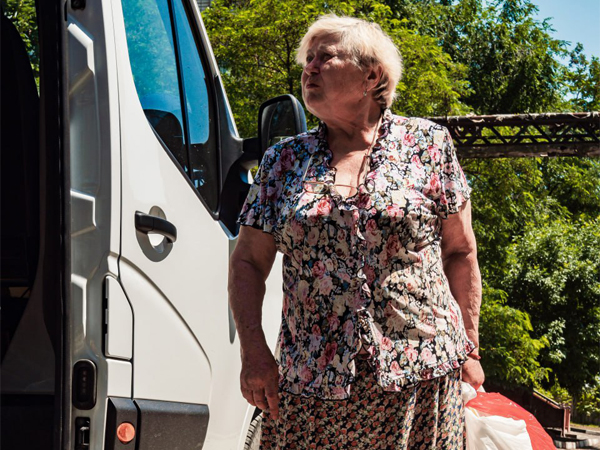 Bottled Water Word Of Hope Shared In Kherson 23