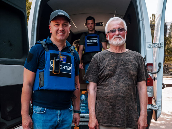 Bottled Water Word Of Hope Shared In Kherson 40