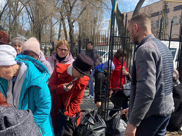 Vulnerable Ukrainians Receive Aid From Local Churches 9