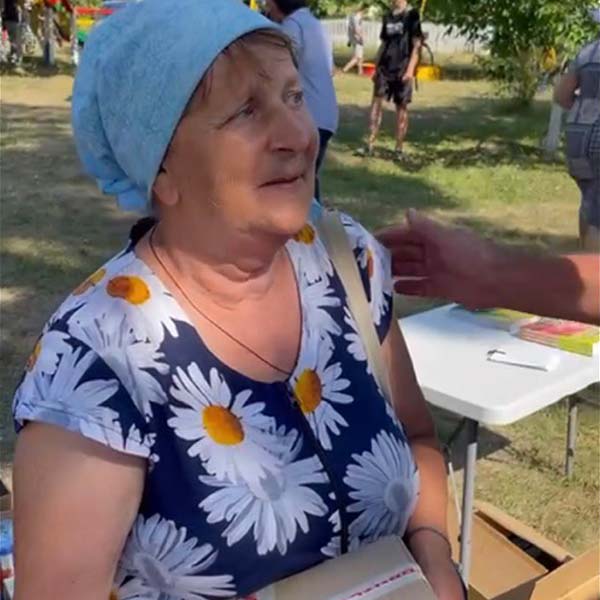 Reaching Displaced Ukrainians With Food Aid And Spiritual Food 2