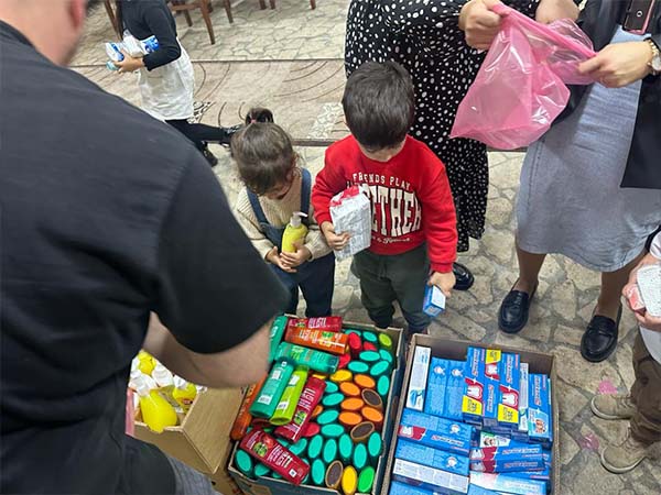 Reaching Ethnic Armenian Refugees With Help And Hope 2