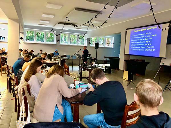 Seminary Partnership Expands To Train Ukrainian Refugees 4