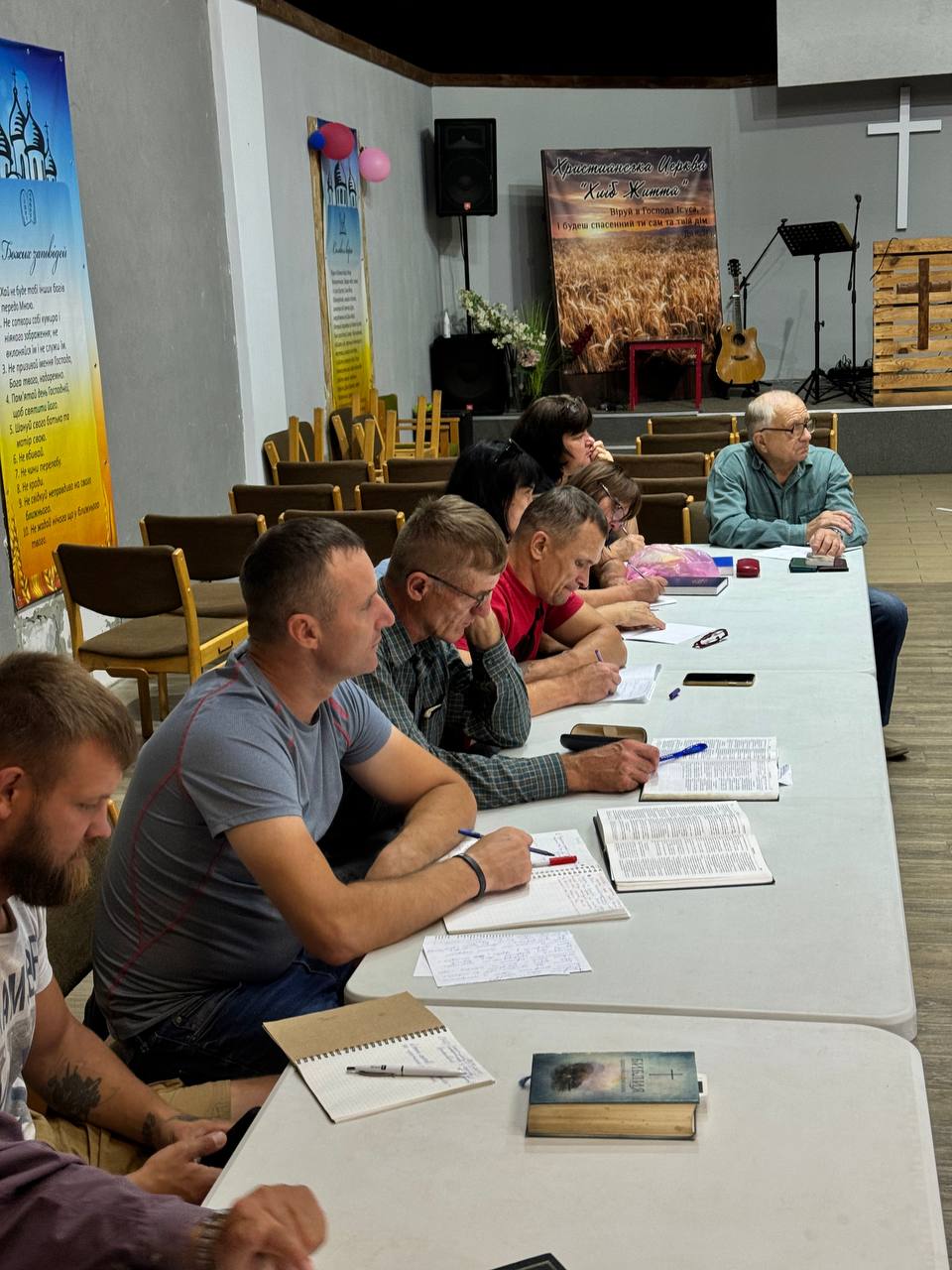 Studying God's Word during an Antioch Initiative class.
