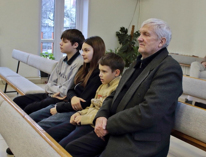 Anatoly and his three grandchildren.