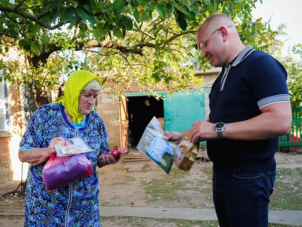 On The Front Lines For Christ Pastors Risk All To Bring Hope In Ukraine 1