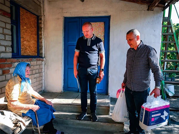 On The Front Lines For Christ Pastors Risk All To Bring Hope In Ukraine 2