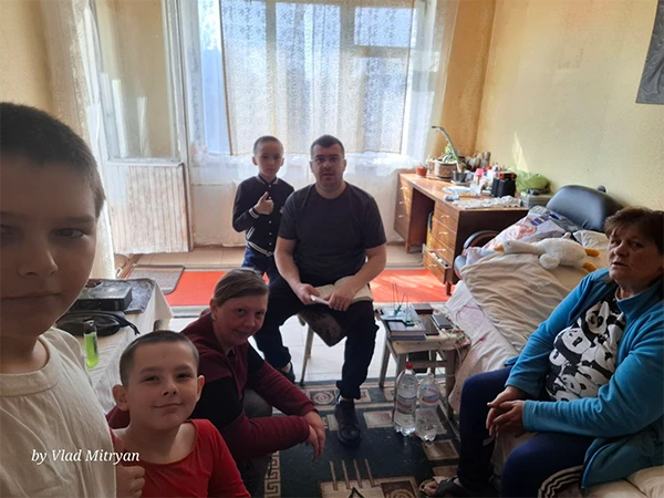 Miracles And Ministry In The Midst Of War Vlad &zhanna 1