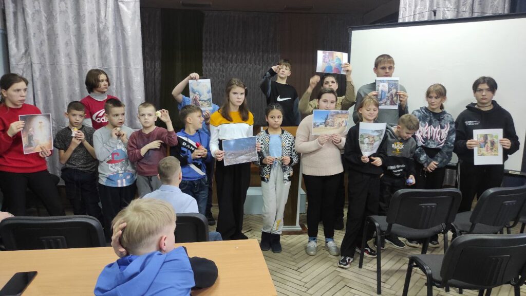 Photo 5226609556237445664 Y