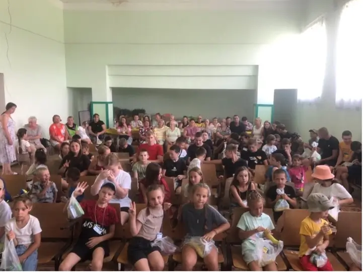 Group of children posing for a photo