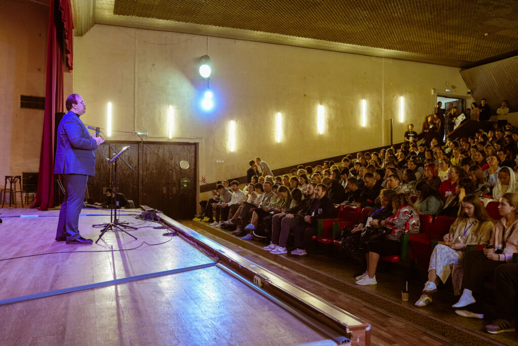 Whole Russia Confernce (12)